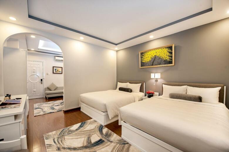 Kelly Hotel(premium)