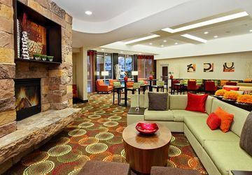 Hotel Courtyard St. George