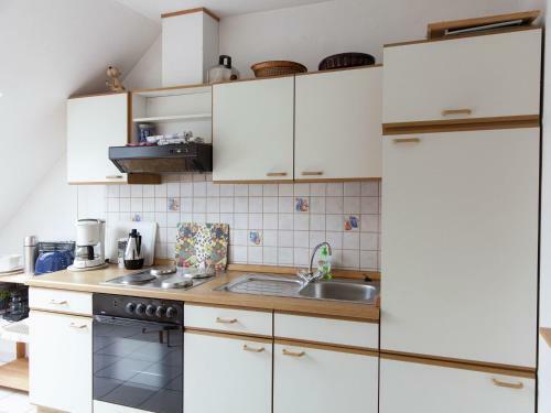 Elegant Apartment In Wolf Mosel With Balcony