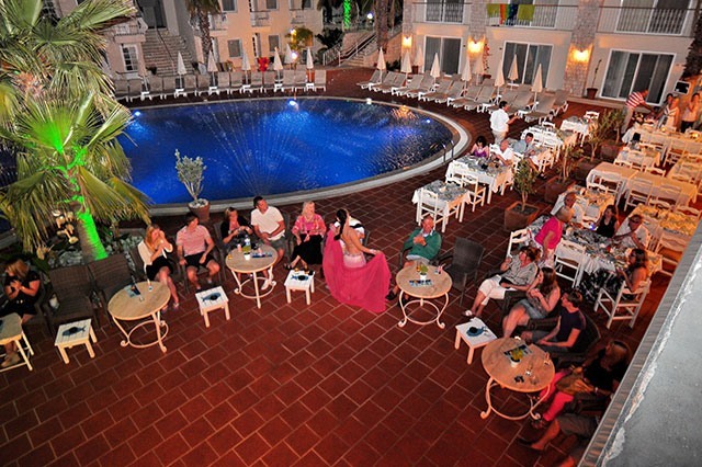 Hotel Lagoon