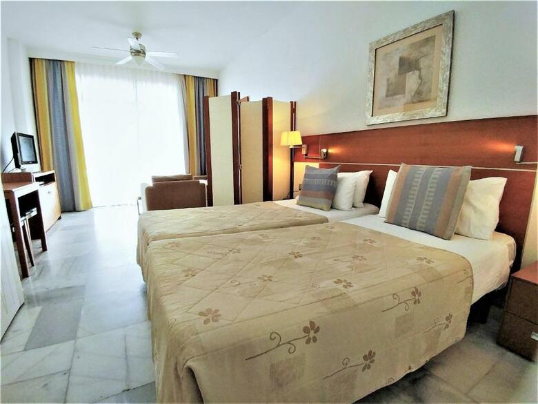 Apartamentos Palm Beach Tenerife