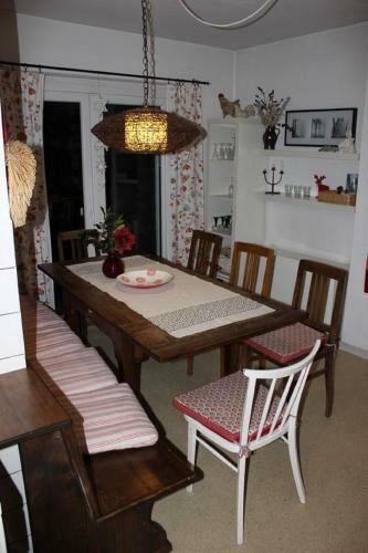 Ferienhaus Schw�rzer