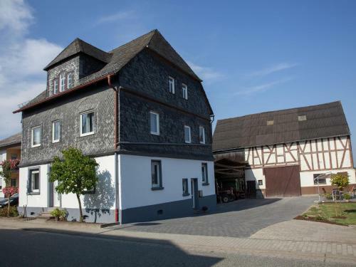 Spacious Holiday Home In Haserich Near Lake