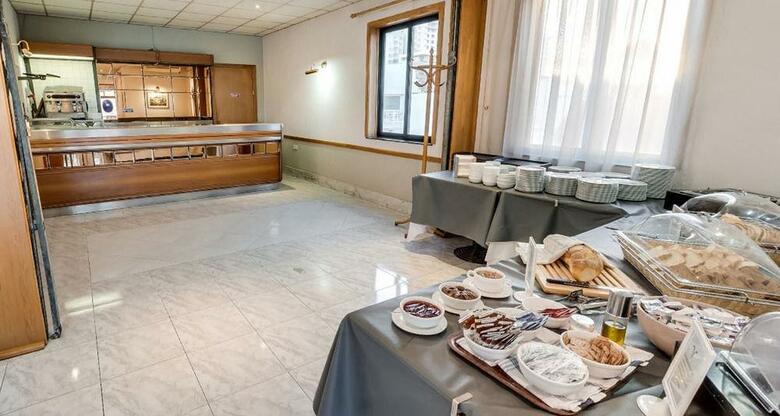 Sliema Marina Hotel