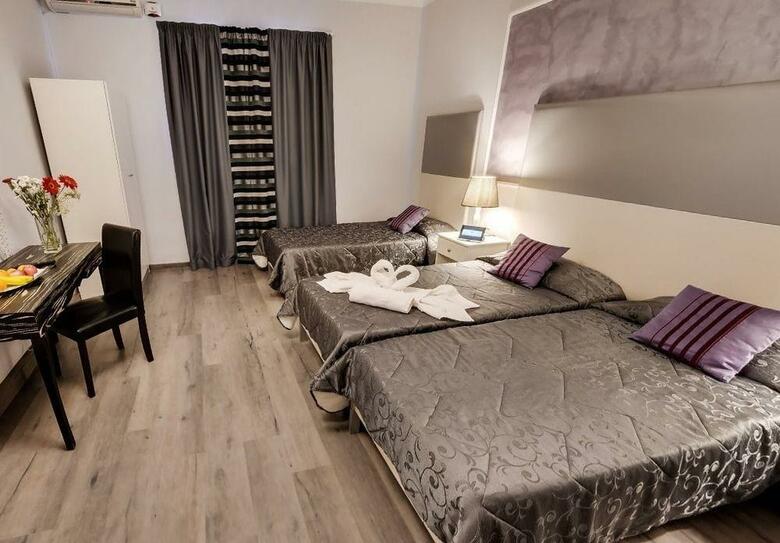 Sliema Marina Hotel