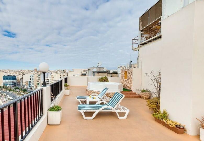 Sliema Marina Hotel