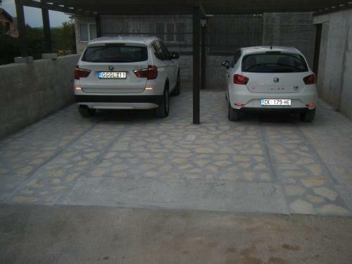 Apartments Dvije Palme