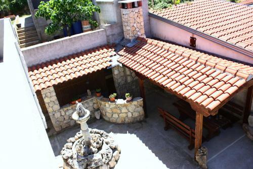 Apartments Dvije Palme