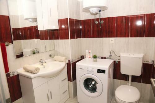 Apartment Zavalatica 4459c