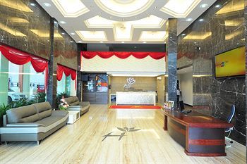Hotel Hallmark Crown