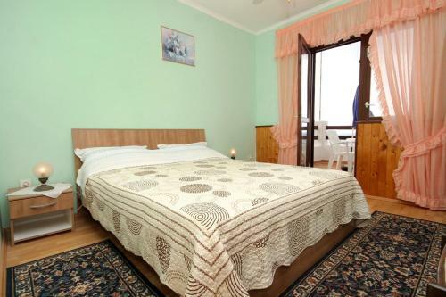 Apartment Zavalatica 183d