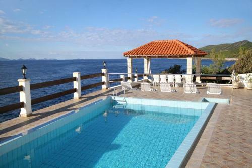 Apartment Zavalatica 183d