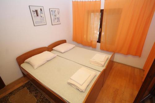 Apartments By The Sea Zdrelac (pasman) - 8405