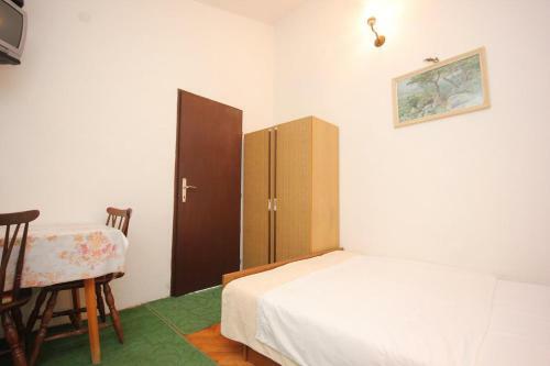 Apartments By The Sea Zdrelac (Pasman) - 8299