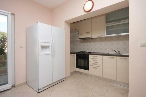 Apartment Banj 8242a