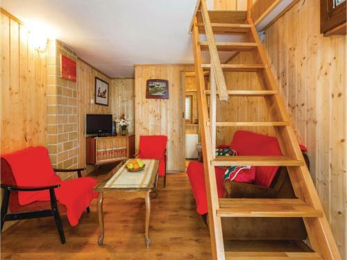 Two-bedroom Apartment In Zlobin