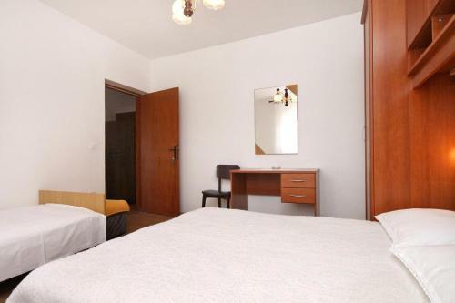 Apartment Metajna 4116a