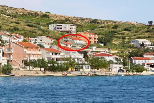 Apartment Metajna 4127b