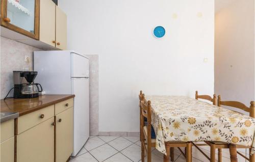 Apartment Metajna IV