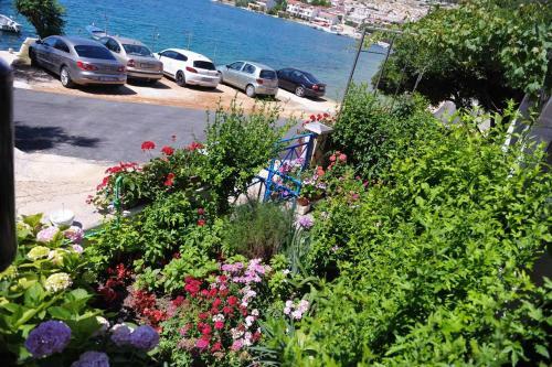Hostal Quadruple Room Metajna 206g