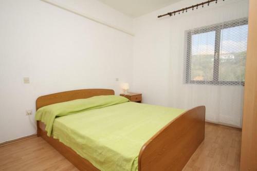 Apartment Metajna 6466h