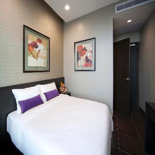 V Hotel Lavender
