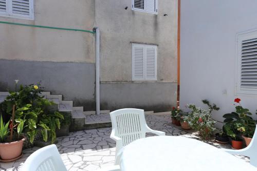 Apartments With A Parking Space Zuljana (peljesac) - 252