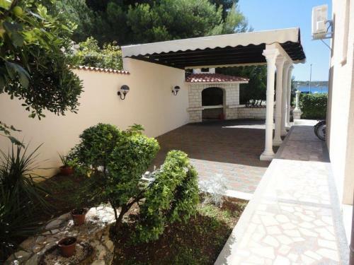 Hostal Apartments Antovesa