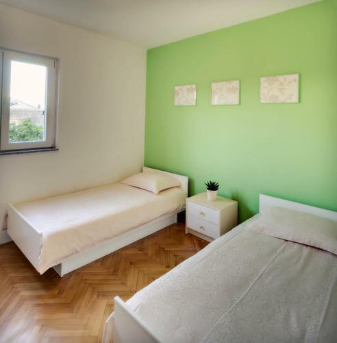 Apartments Zizic