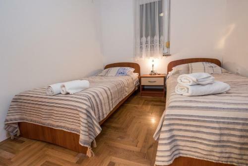 Apartments In Stara Baska/island Krk 34416