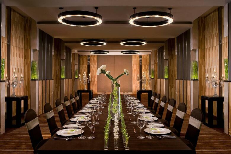 Hotel Dotw  -courtyard By Marriott Gurgaon