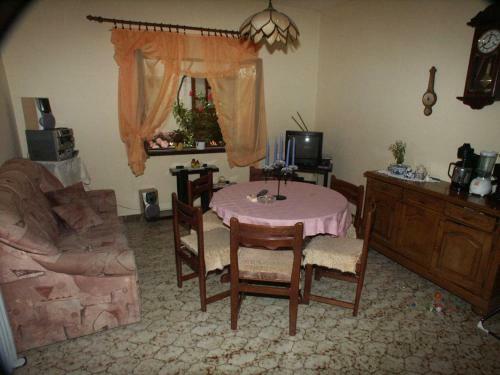 Apartments By The Sea Sucuraj (Hvar) - 578
