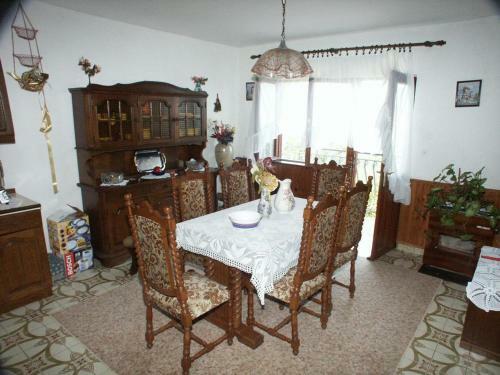 Apartments By The Sea Sucuraj (Hvar) - 578