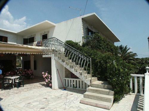 Apartments By The Sea Sucuraj (Hvar) - 578