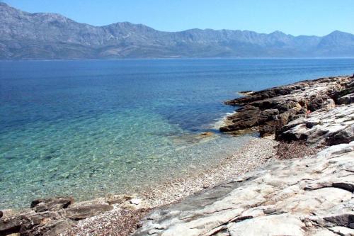 Apartments By The Sea Sucuraj (Hvar) - 5671