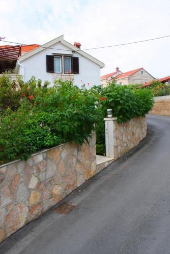Apartments By The Sea Sumartin (brac) - 14703