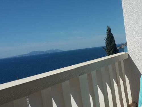 Apartments Dragomil