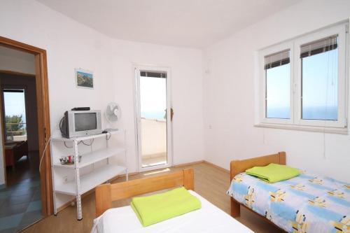 Apartments With A Parking Space Sveta Nedilja (hvar) - 8792