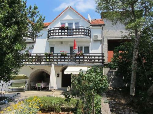 Apartment In Marsici/insel Krk 13109