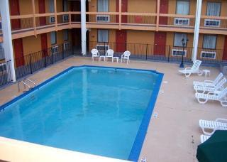 Hotel Quality Inn & Suites