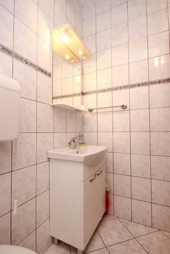 Apartments By The Sea Nemira (Omis) - 5956