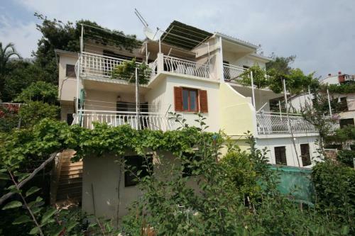 Apartments By The Sea Stanici (Omis) - 1028
