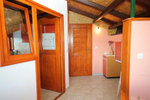 Apartments By The Sea Tkon (pasman) - 8395