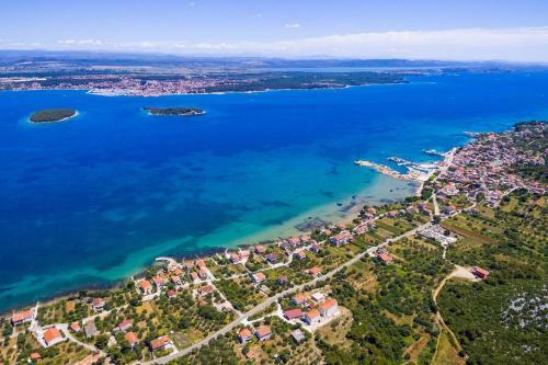 Apartments By The Sea Tkon (pasman) - 8395