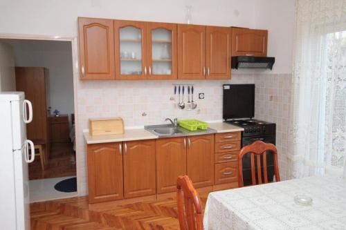 Apartments By The Sea Tkon (pasman) - 5825