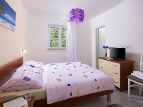 Holiday Home Ana