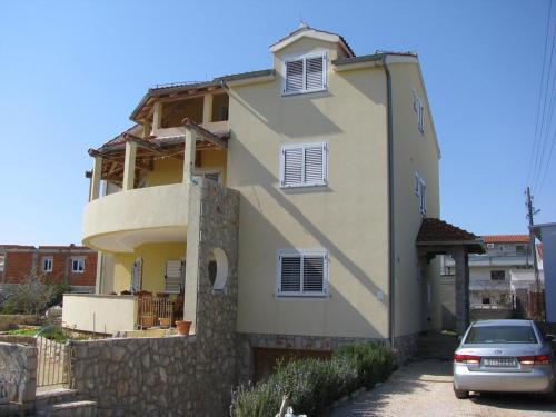 Apartments With A Parking Space Tribunj (vodice) - 13174