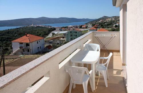 Apartment Seget Vranjica 4870c