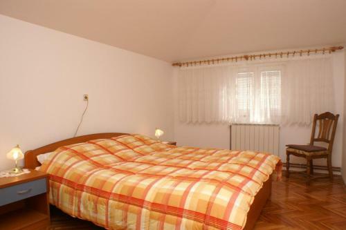 Apartments By The Sea Seget Donji (trogir) - 2041