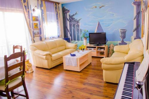 Apartments With A Parking Space Trogir - 11409